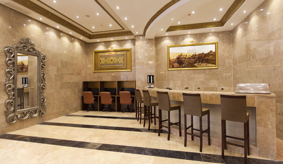 Alrazi Hotel