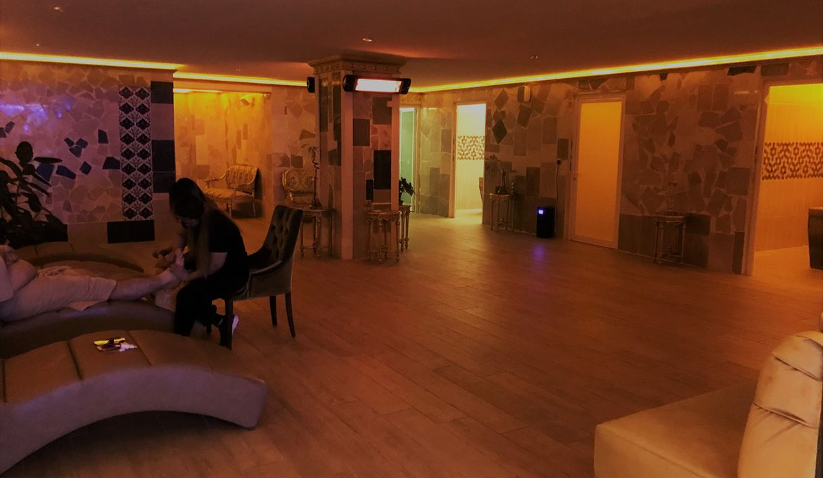 Alrazi Hotel
