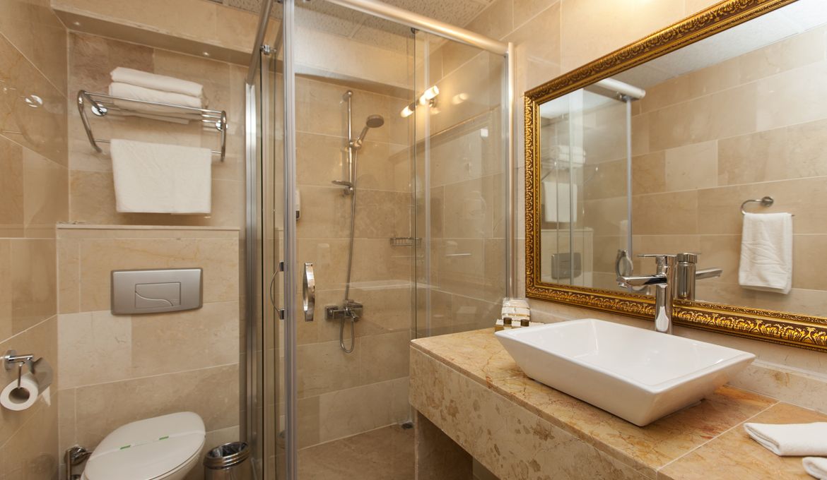 Alrazi Hotel