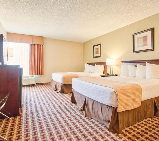 Days Inn & Suites by Wyndham Johnson City
