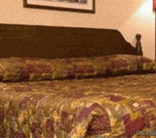 Country Hearth Inn & Suites Willard