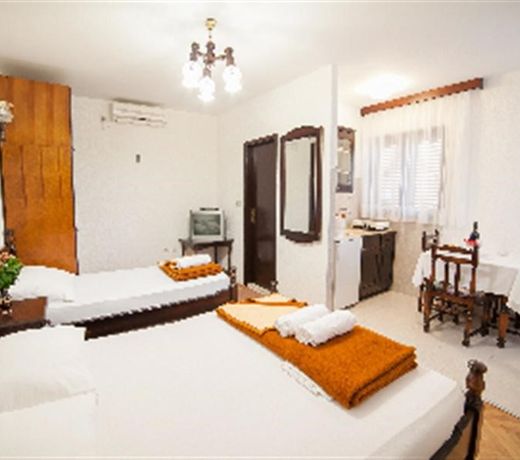 Guest House 4M