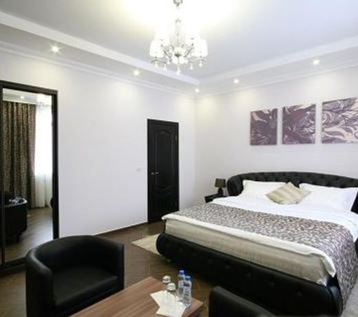 Hotel MADO