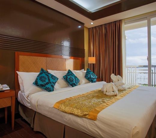 Subic Grand Harbour Hotel
