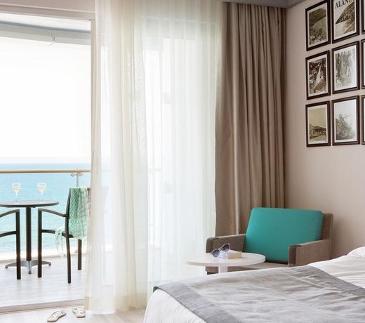 Sunprime C-Lounge - Adult Only