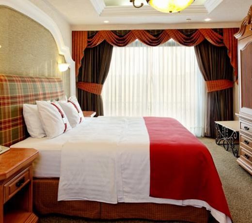 Holiday Inn Queretaro Centro Historico, an IHG Hotel