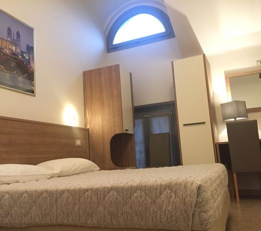 Hotel Montecarlo