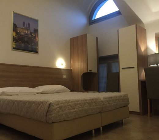 Hotel Montecarlo