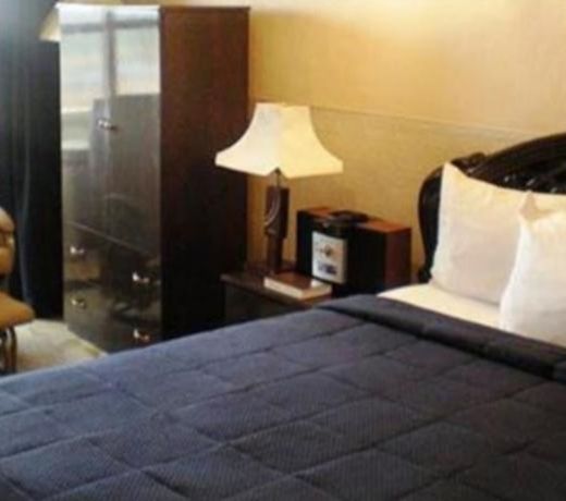 Hillcrest Hotel