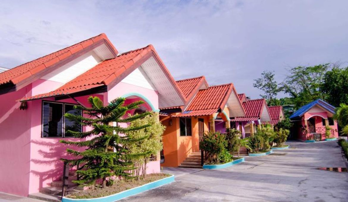 Phaithong Sotel Resort