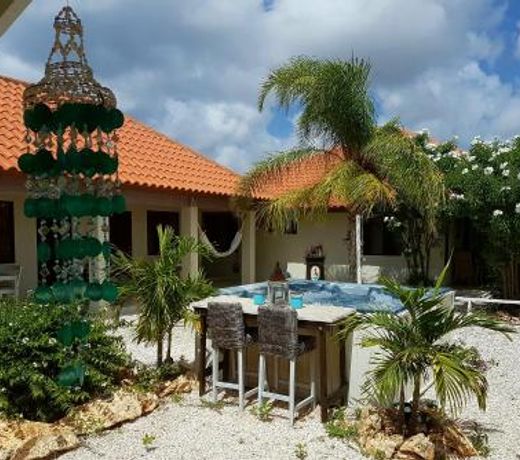 Hammock Studios at Sabal Palm Villas