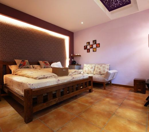 Jasmine Orange Bed and Breakfast