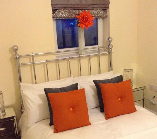 Mode Apartments - Urquhart Court