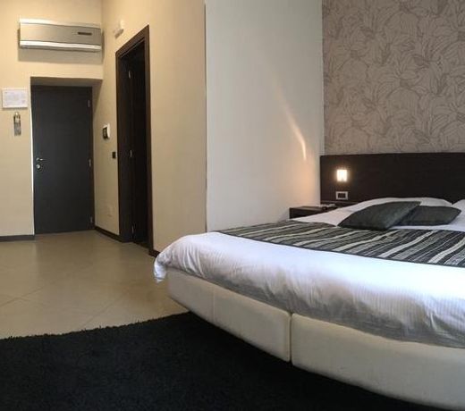 Tropicana Room