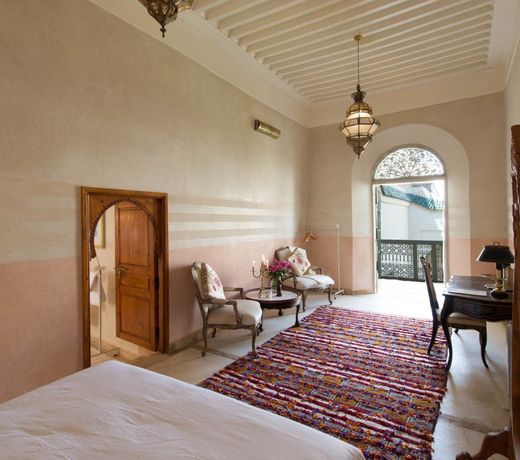 Riad Emberiza Sahari