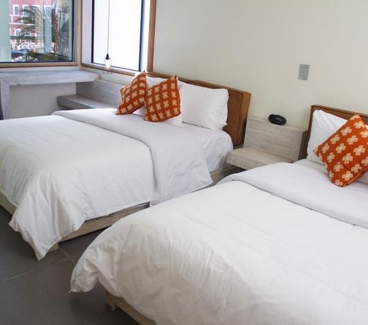 Hotel Helverica