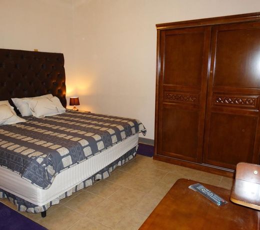 Hotel Roca