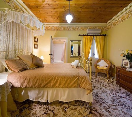 Barnsley House Bed and Breakfast