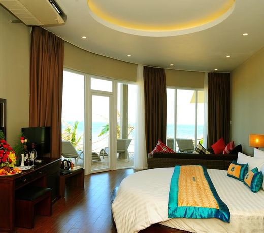Sandunes Beach Resort & Spa