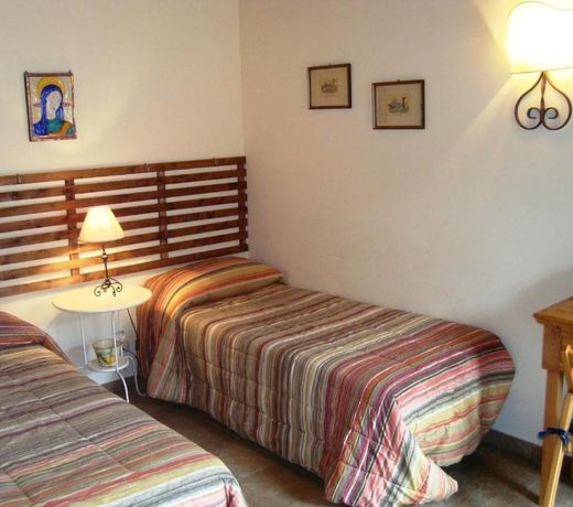 Casa Vacanze Dietroserra