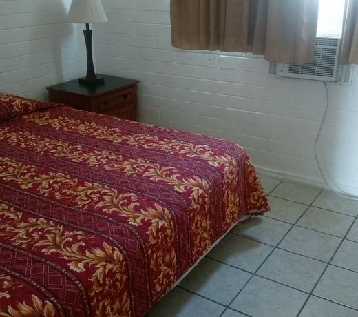 Best Inn and Suites