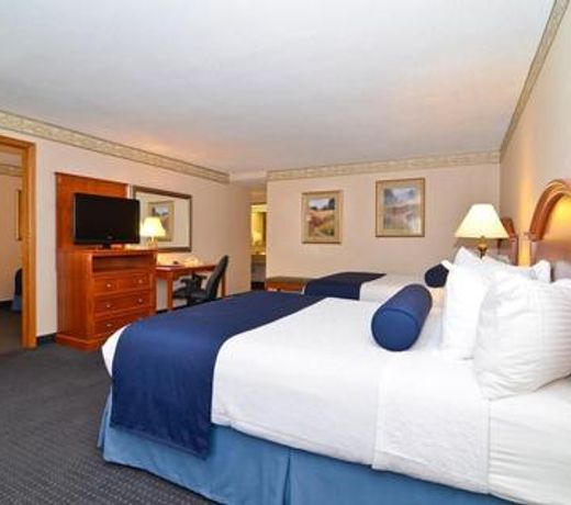 Best Western Plus Silver Saddle Inn