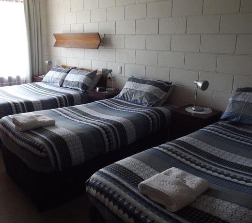 Morwell Parkside Motel