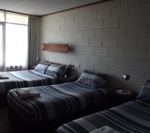 Morwell Parkside Motel