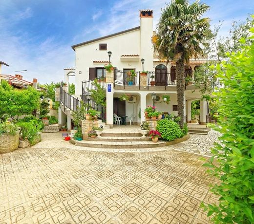 Guest House Jolanda