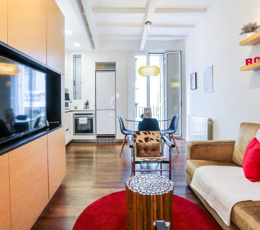 Stylish 2 Bed in the heart of GrÃ cia