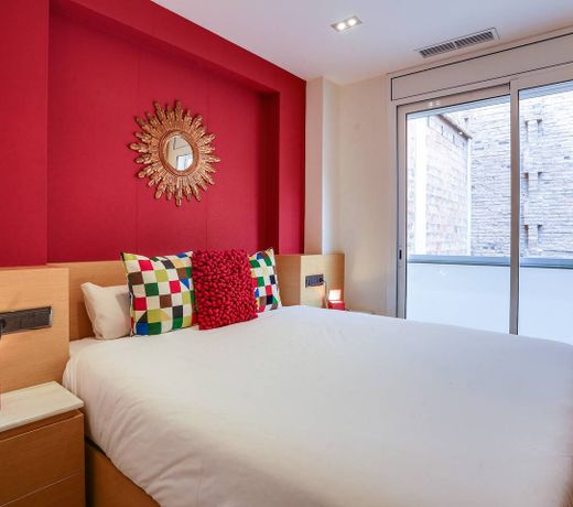 Stylish 2 Bed in the heart of GrÃ cia