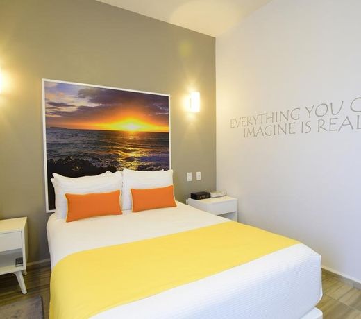 Azura Boutique Hotel