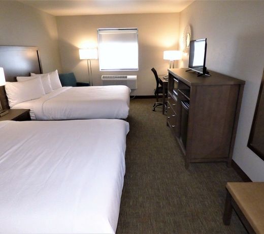 Sandhill Inn & Suites