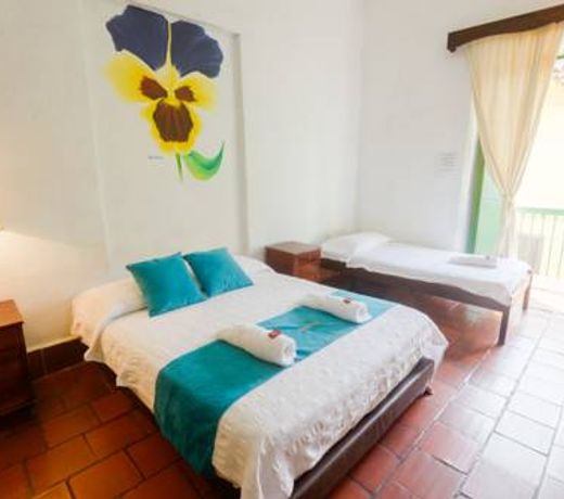 La Mansion Hostel