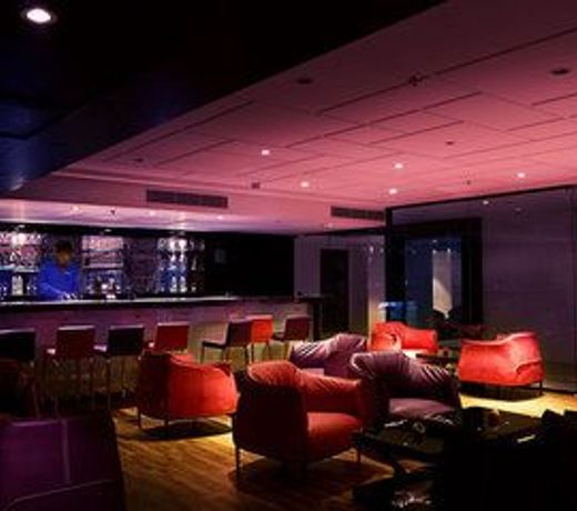 Hotel Joy Inn & Suites
