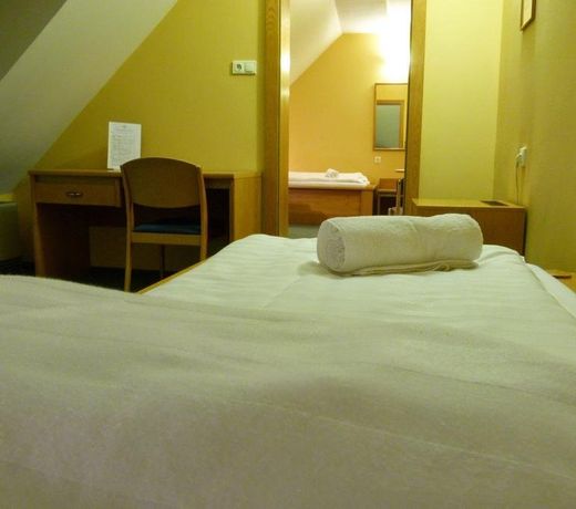 Hotel Unicornis