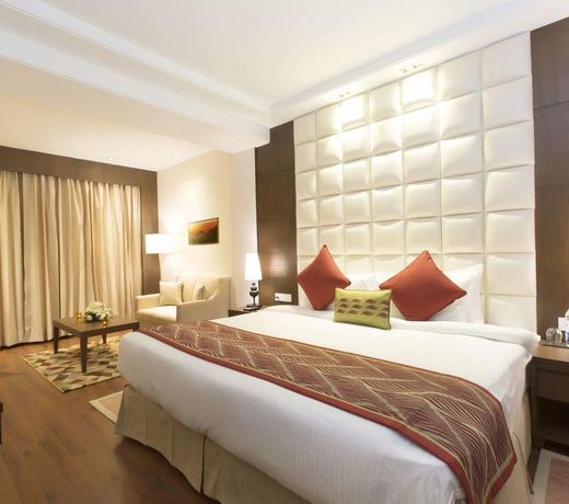 Royal Tulip Luxury Hotel, Kufri, Shimla