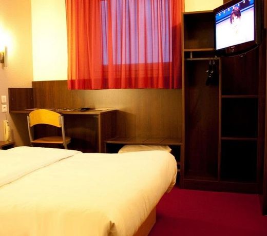 B&B HOTEL Clermont-Ferrand Sud AubiÃ¨re