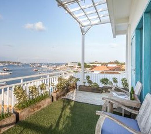 Paras Paros Marina Lodge