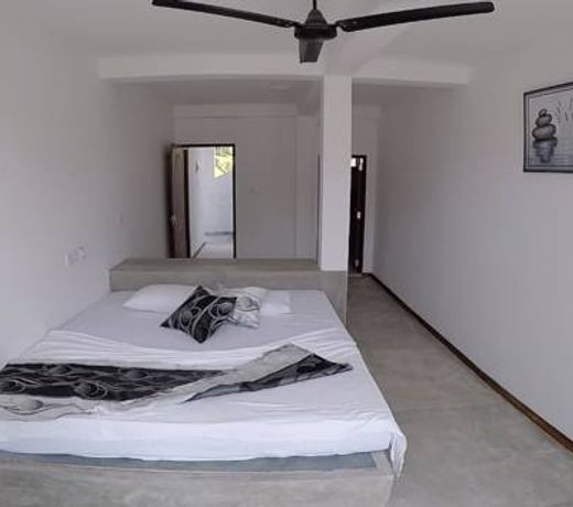 Chill House (Good Story)