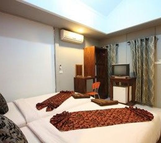 Baan Dahla Resort
