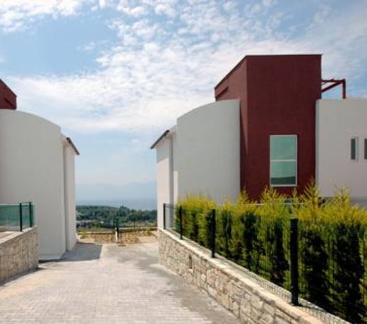 Ada Villas