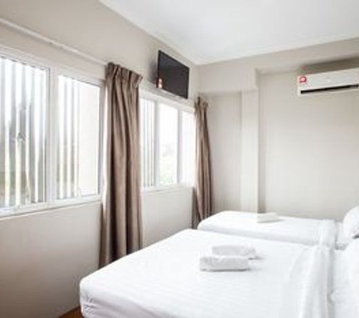 Moment Hotel