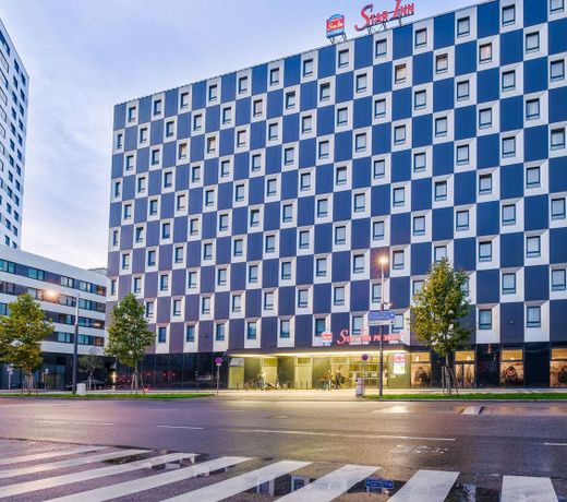 Leonardo Hotel Vienna Hauptbahnhof