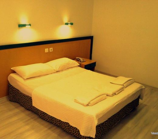 Vesta Hotel