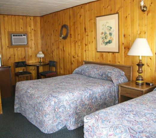 Caboose Motel & Gift Shop