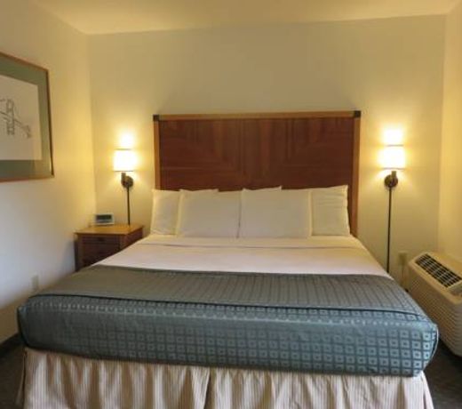 Olympic View Inn