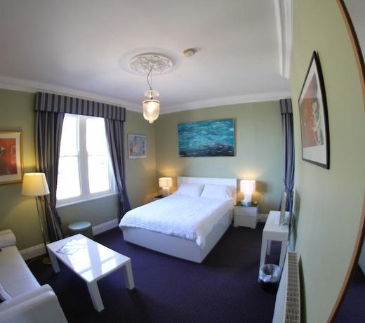 JAMISON GUESTHOUSE