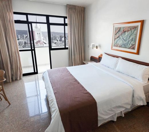 Dimas Lessa Hotel