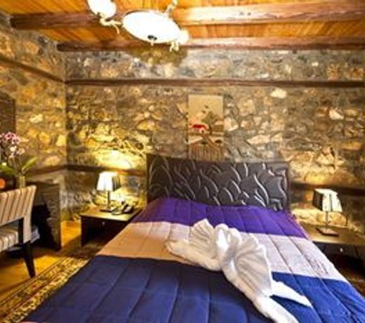 Chalet Lithos